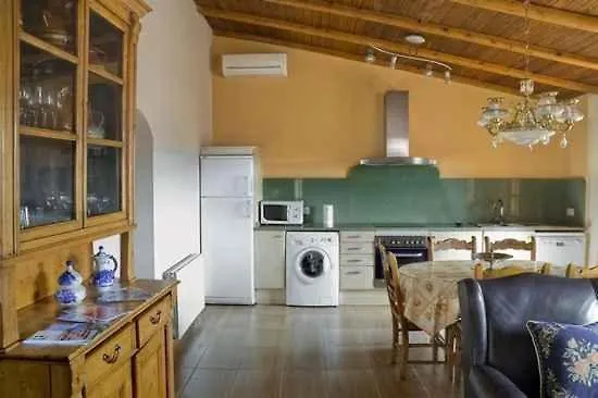 Can Garriga Guest House Garriguella